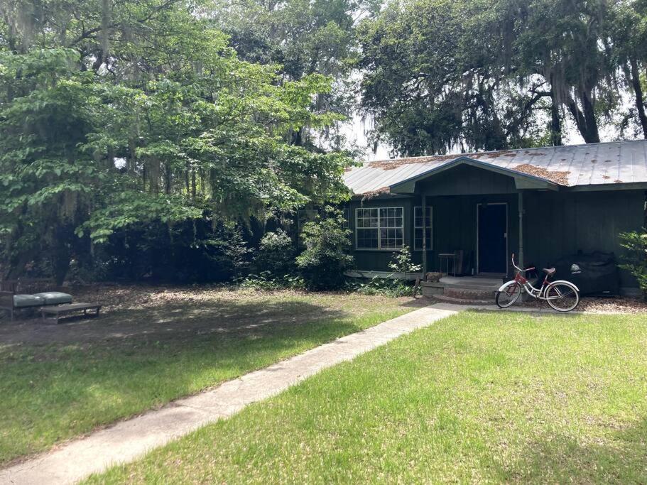 Tucked Away Newly Renovated 2 Bedroom/ 1 Bath Sleeps 8 Beaufort Luaran gambar